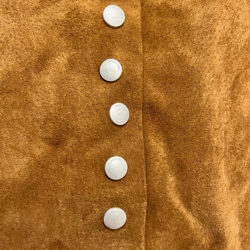 NWT Blank NYC 100% Suede Leather Button Down Mini Skirt - Picture 10 of 10